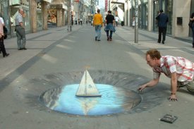 atotallytop10.com_wp_content_uploads_2010_01_sidewalk_art_boat.jpg